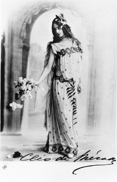 Cléo de Mérode, c.1890s de French Photographer